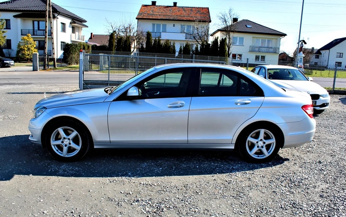 Mercedes-Benz Klasa C cena 24900 przebieg: 245035, rok produkcji 2007 z Ostrzeszów małe 254